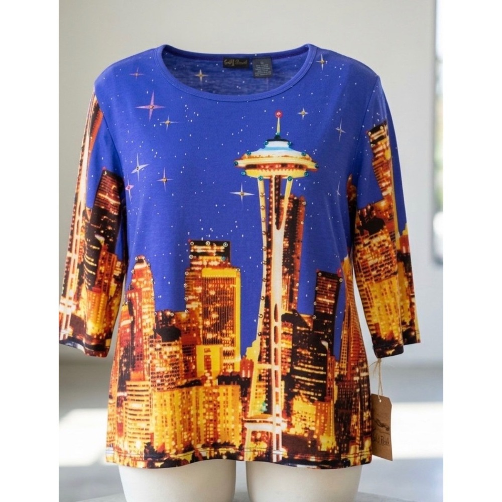 VTG Gelfand & Co. Seattle Space Needle Cityscape Embellished Top
